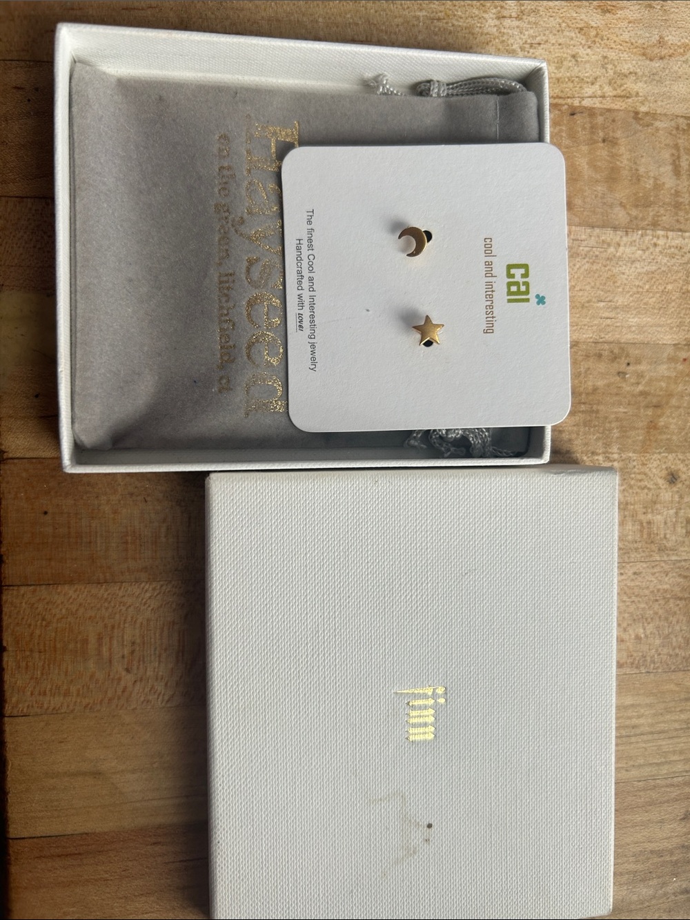 Gold Star & Moon Stud Earrings - Small Gold Tone